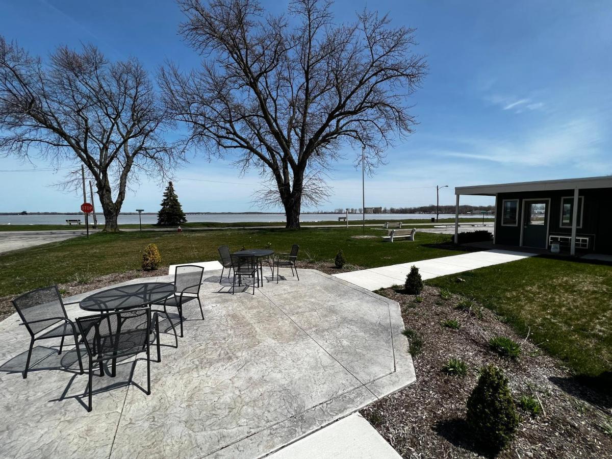 The Cedar Motel Sandusky Exterior photo